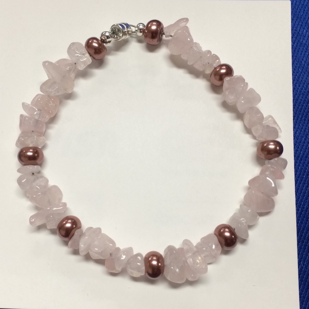 Pink Magnesium Stone Chip Bracelet